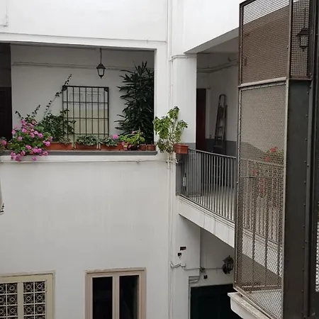 L'elite Del Centro Storico Bed & Breakfast Naples